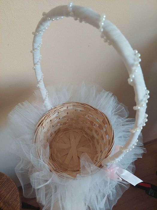 Сватбени кошнички, кутия за кауза