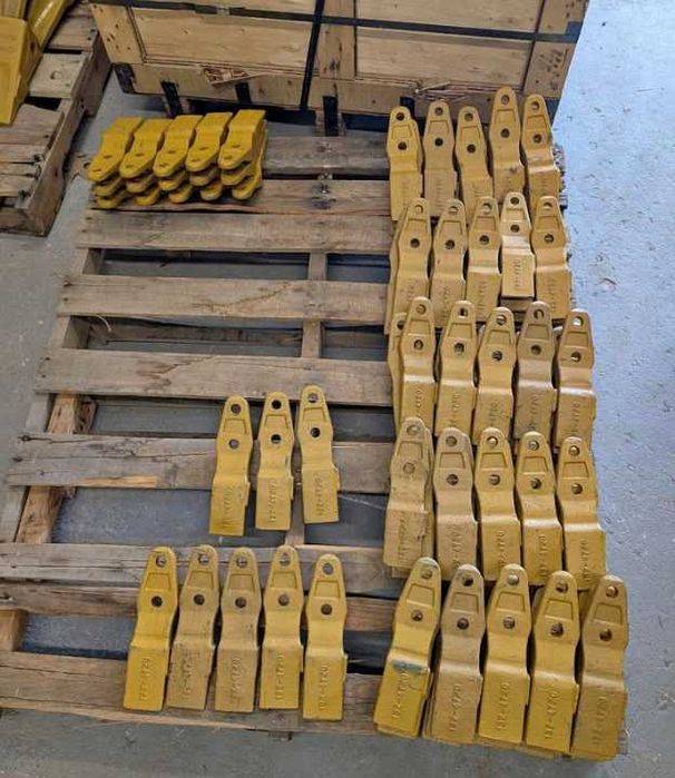 Зъби за кофа на багер – JCB, Kubota, CAT, Komatsu, Hitachi, Volvo, Takeuchi и др.