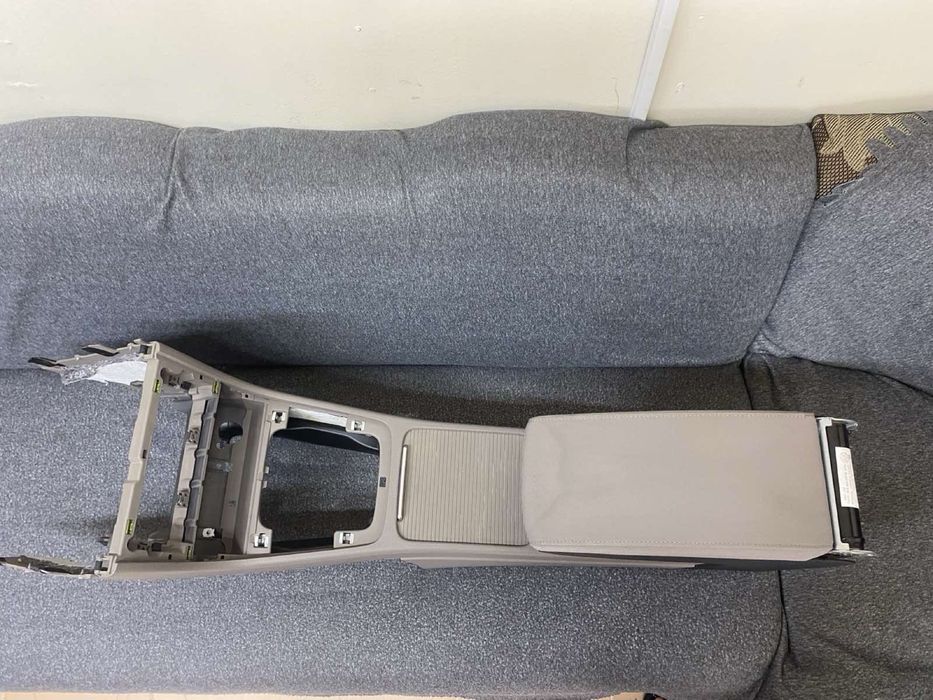 подлакътник за Volkswagen Passat B6 комби