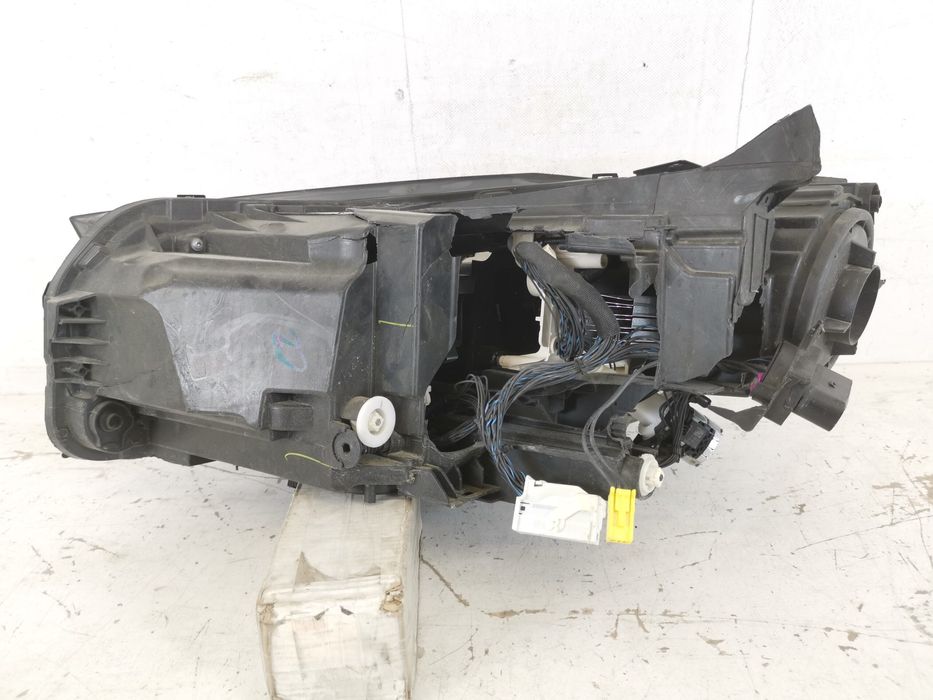 Фар Десен MultiBeam Led Мерцедес-Бенц ГЛЕ-Клас / Mercedes-Benz GLE-Cla