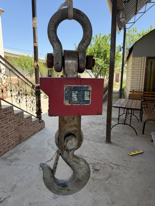 Крановые весы.  30 тонник