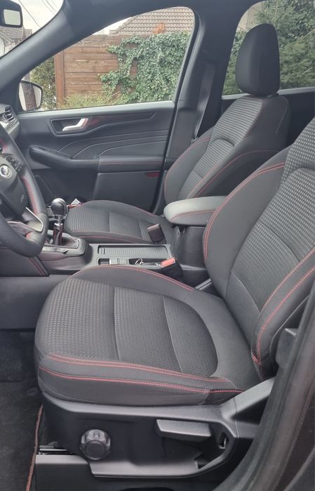 Vand Ford Kuga ST Line