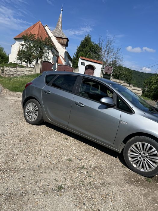 Opel astra j 2014