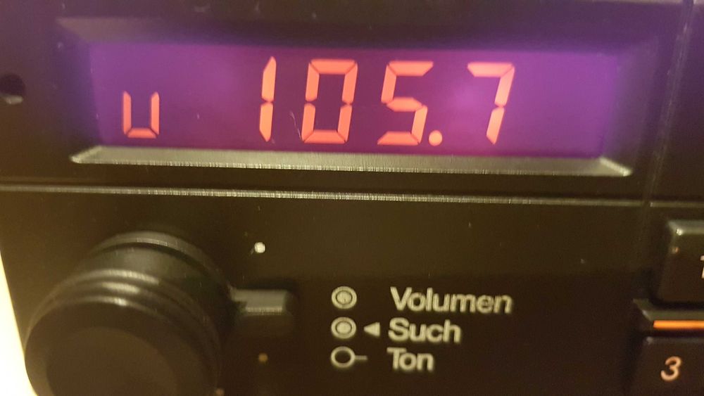 Radiocasetofon auto oldimer Audi radio auto casetofon oldtimer Audi