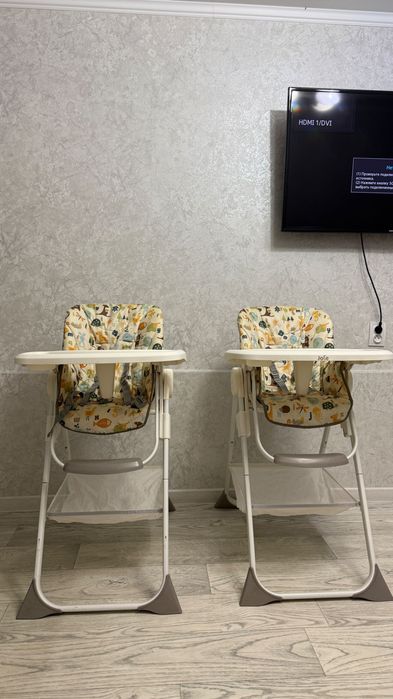 Продам 2 стульчика для кормления