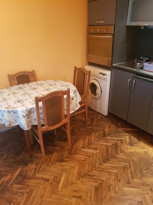 Дава се под наем Тристаен апартамент в Пловдив, Сточна гара - 65 кв.м за 510 € - Снимка #7
