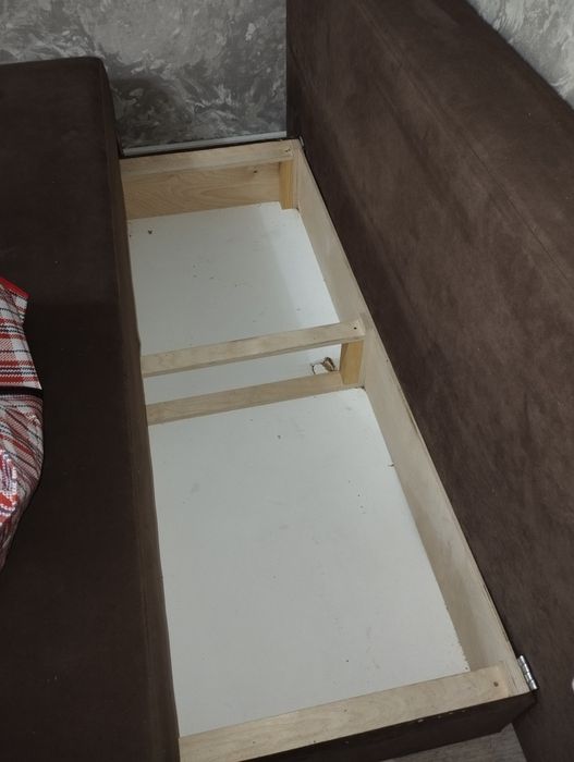 Продам диван б/у