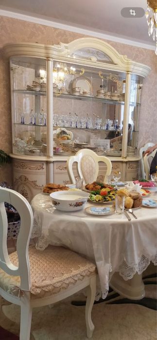 Продам Шкаф для гостинной