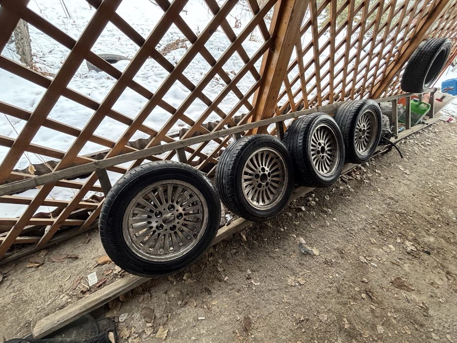 Диски 33 стиль с резиной R16 BMW