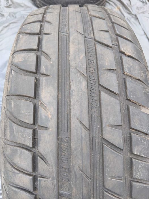 215 60 16 две гуми като нови