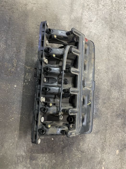 Двигатель m54b30