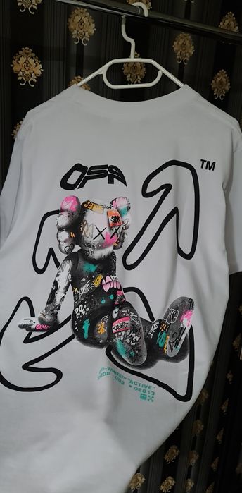 Tricouri / tricou reducere Givenchy / Off white