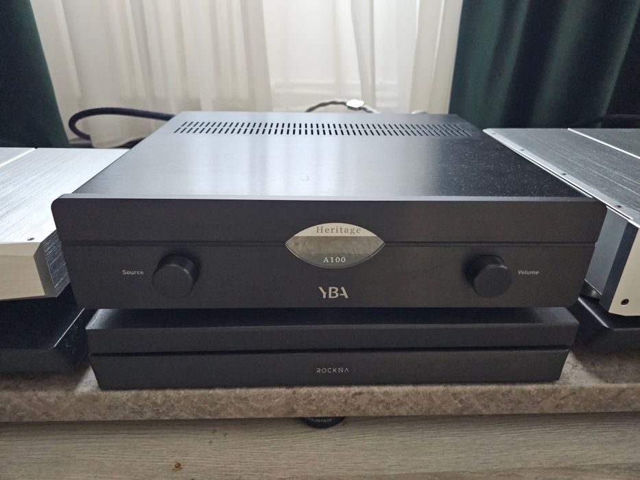 Amplificator YBA