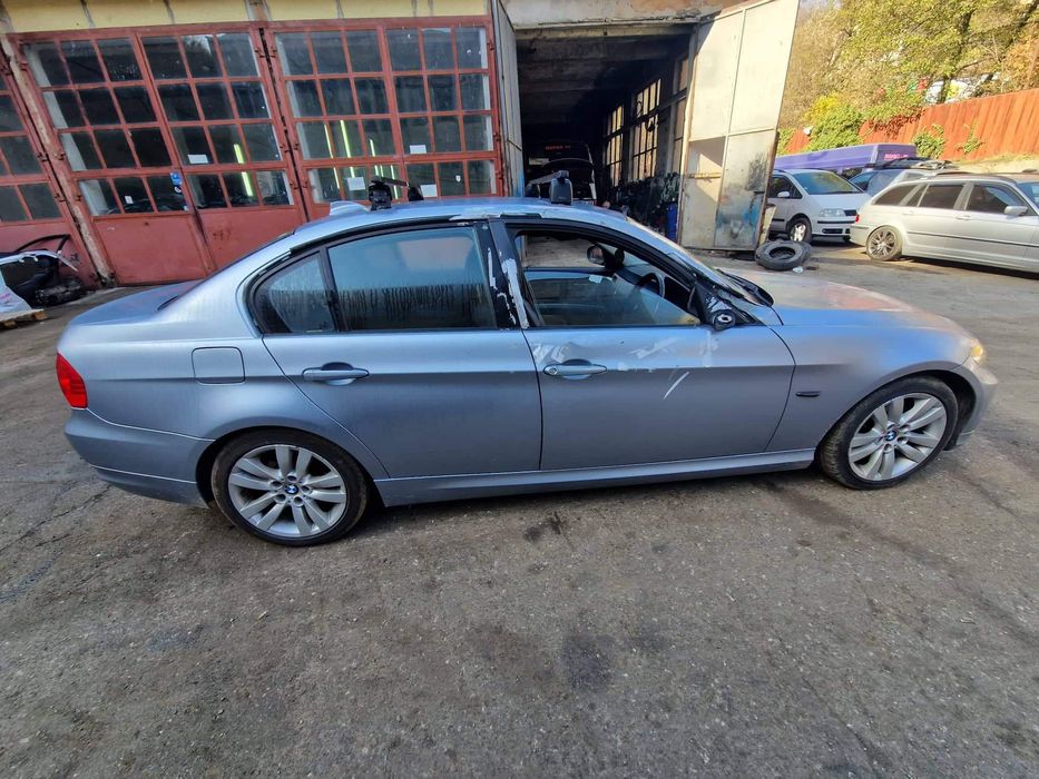 BMW E90 318i 143кс N43 Face bixenon  ръчка седан НА ЧАСТИ!