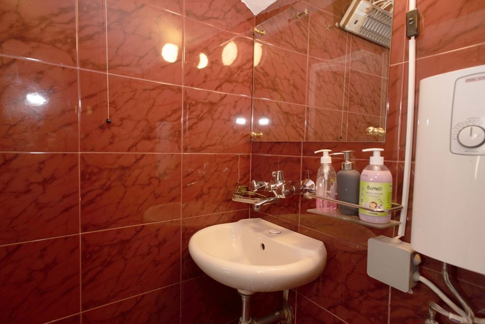 Продава се Тристаен апартамент в ж.Южен парк - 100 кв.м за 2680 €/кв.м - Снимка #9