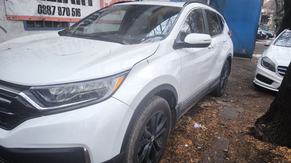 Продавам на части Хонда ЦРв