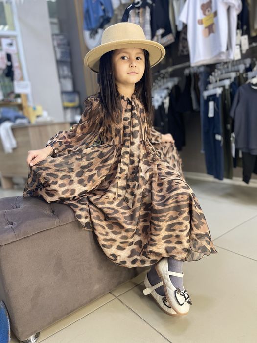 Ноядное модное платье леопард