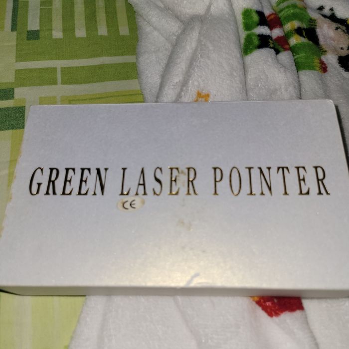 Vând laser profesional verde