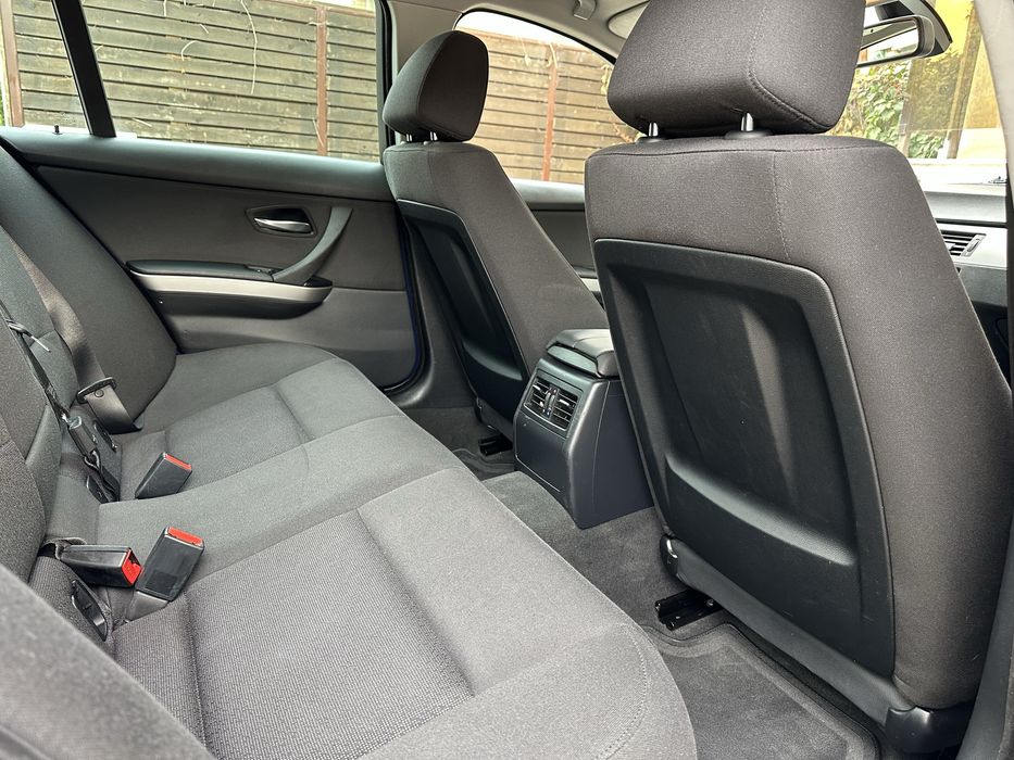 BMW 320i 2008 2.0i 168 CP Euro 4