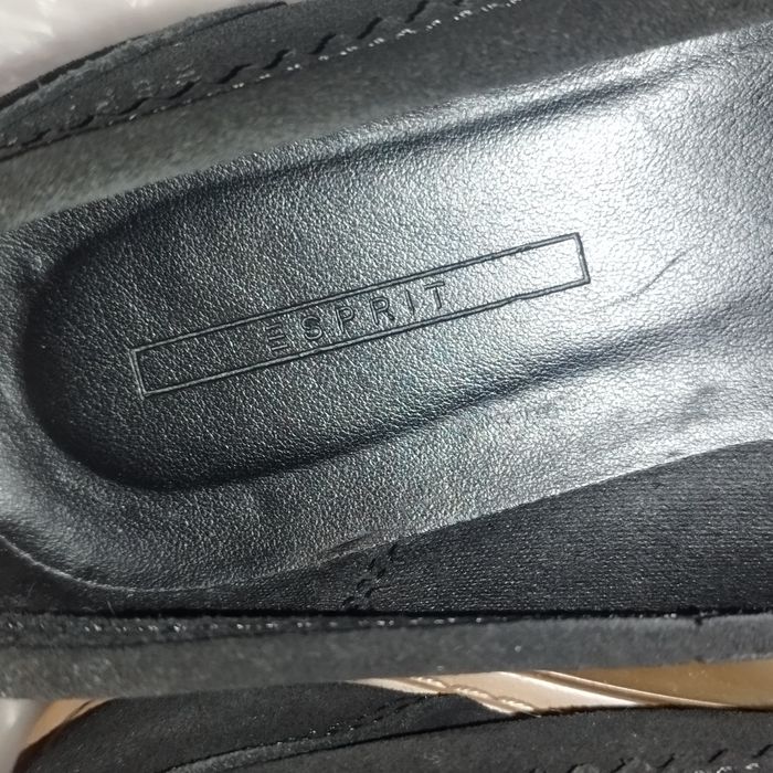 Обувки черннииии