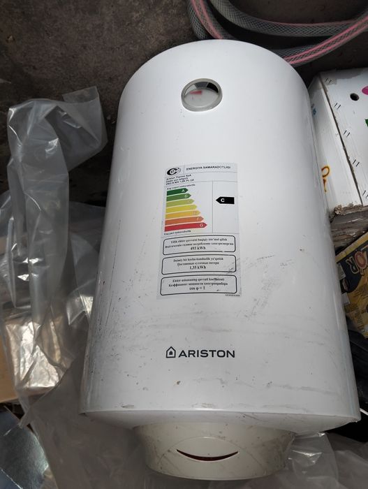 Ariston sotiladi 80l original ishlab turgani yechildi 2x konturniyga