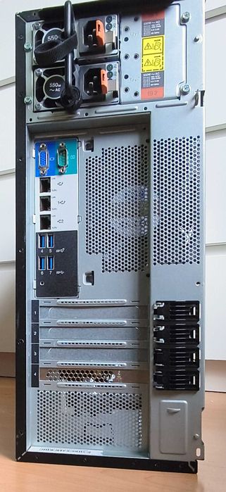 Офис сървър Lenovo ThinkSystem ST250 Tower 4LFF Xeon E-2236 32GB RAID 530-8i MT: 7Y45
