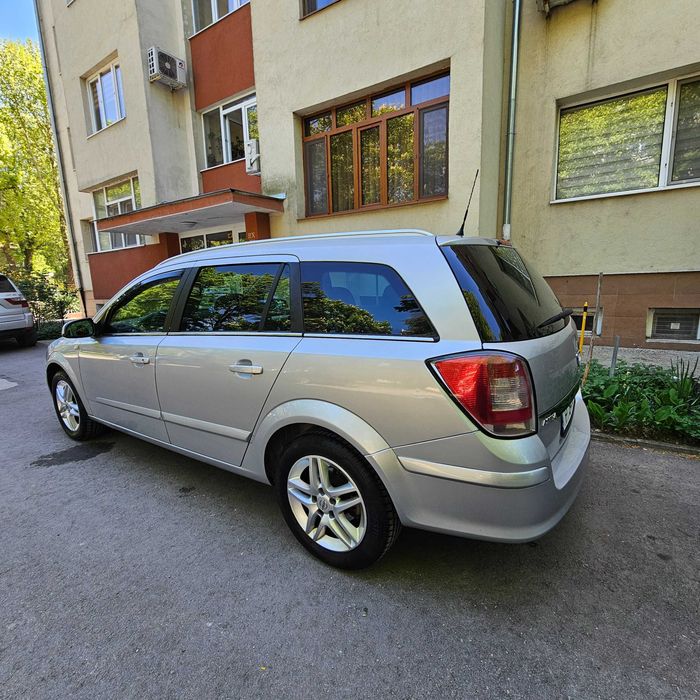Opel Astra 1,6 бензин, 2009 г.