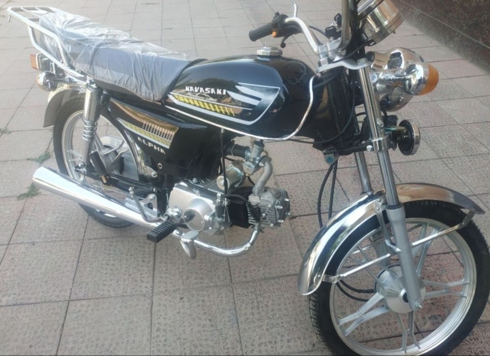 Moped sotiladi yangi trupdi