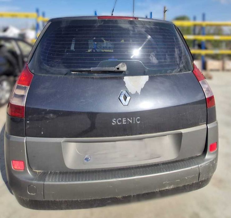 Dezmembrez Renault Laguna Scenic 1.9D F9Q 5+1 trepte 2006