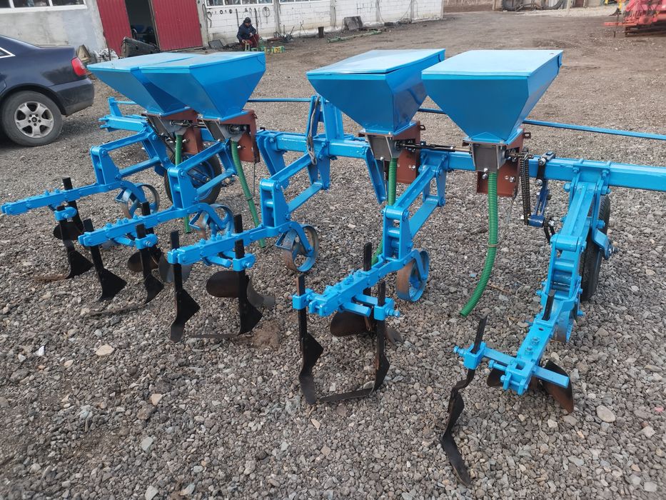 Prasitoare cu fertilizare