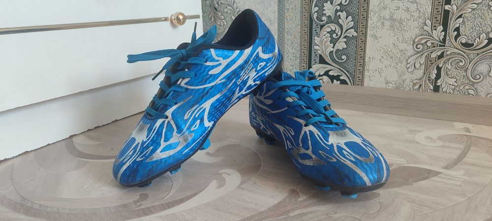 Продам бутсы б/у