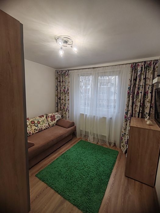 Închiriez 2 camere Lujerului