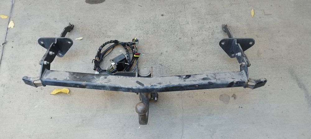 Теглич за Fiat 500L