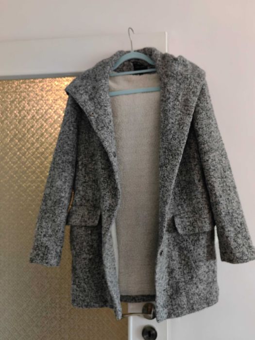 Продавам дамско палто