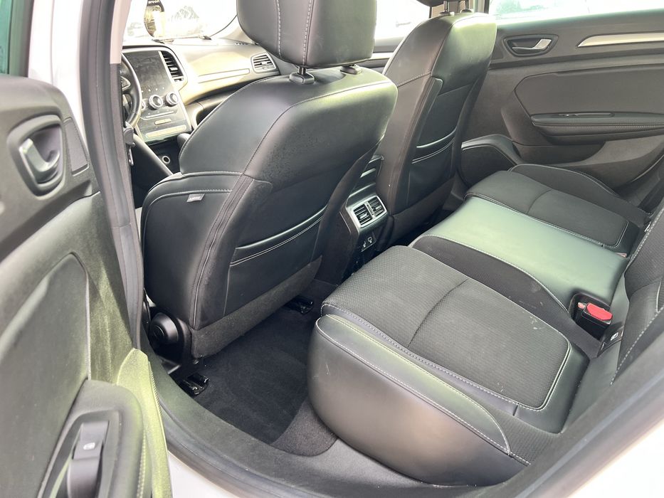 Renault Megane 1.5dci automat -42484km avariat
