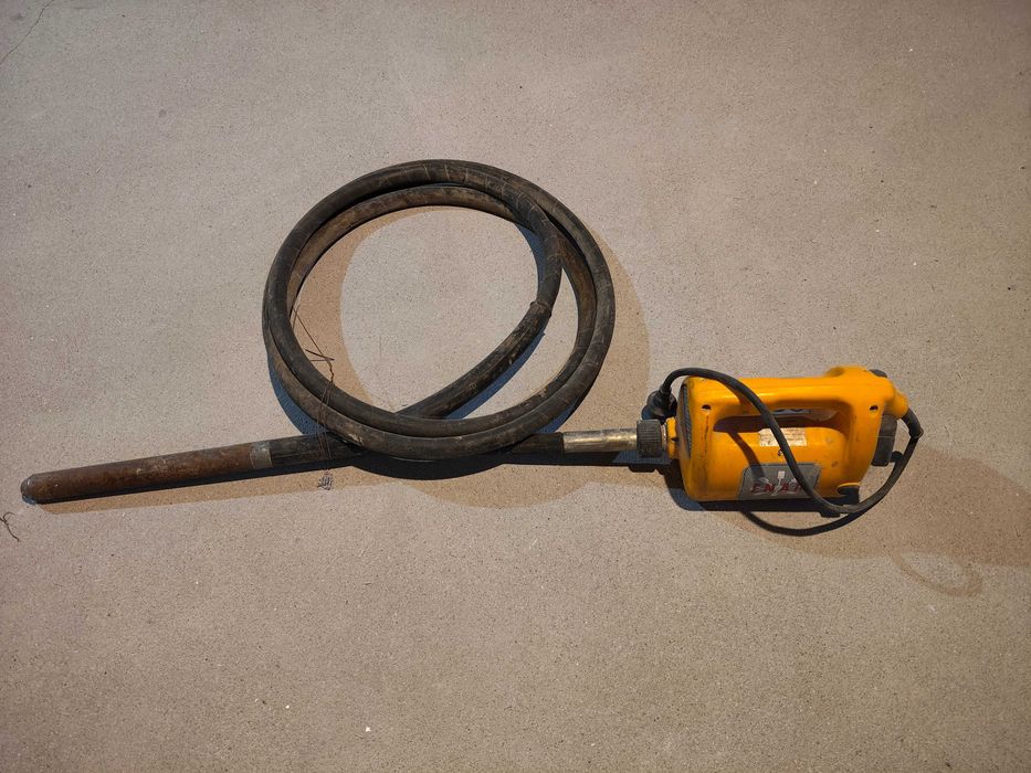 Vibrator beton enar