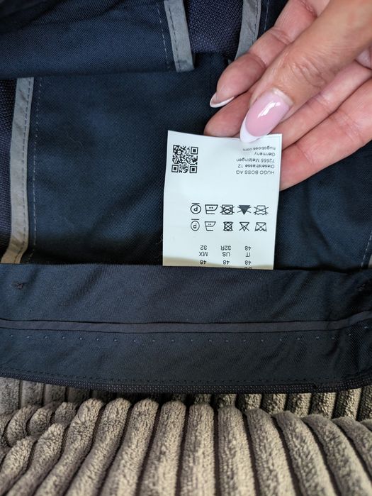 Костюм Boss оригинален