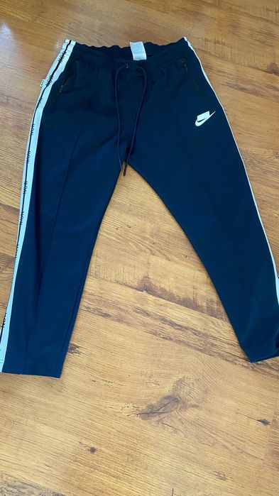 Nike NSW долнище L размер