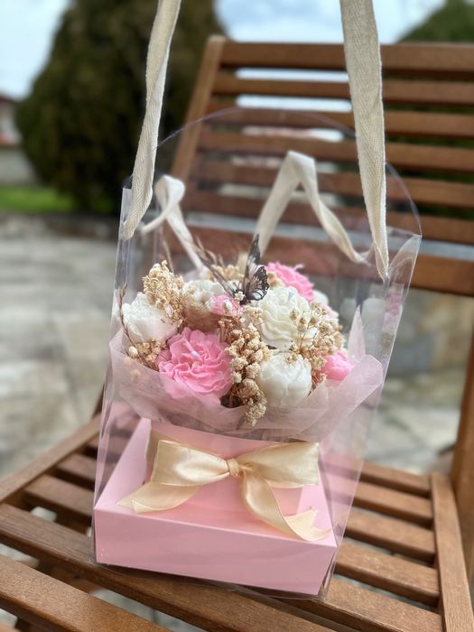 Букет соеви свещи; подарък за Св Валентин, 8ми март