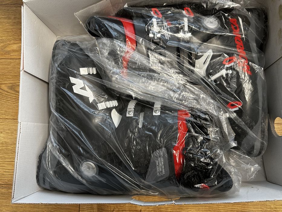 Clapari Nordica SP80 noi 28.5 (43-44) (Head Atomic Rossignol Tecnica)