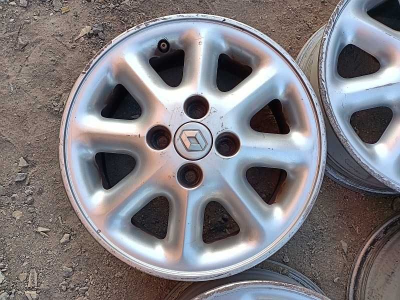 Продам оригинальные легкосплавные диски на Renault.