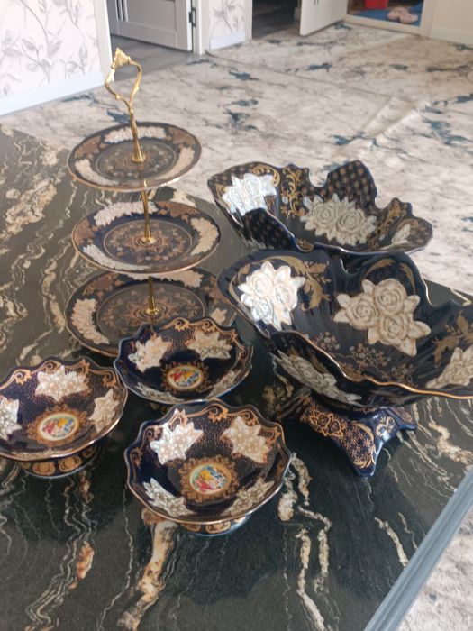 Ваза мадонна в хорошем состоянии.