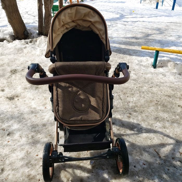 Продам детскую коляску зима-лето