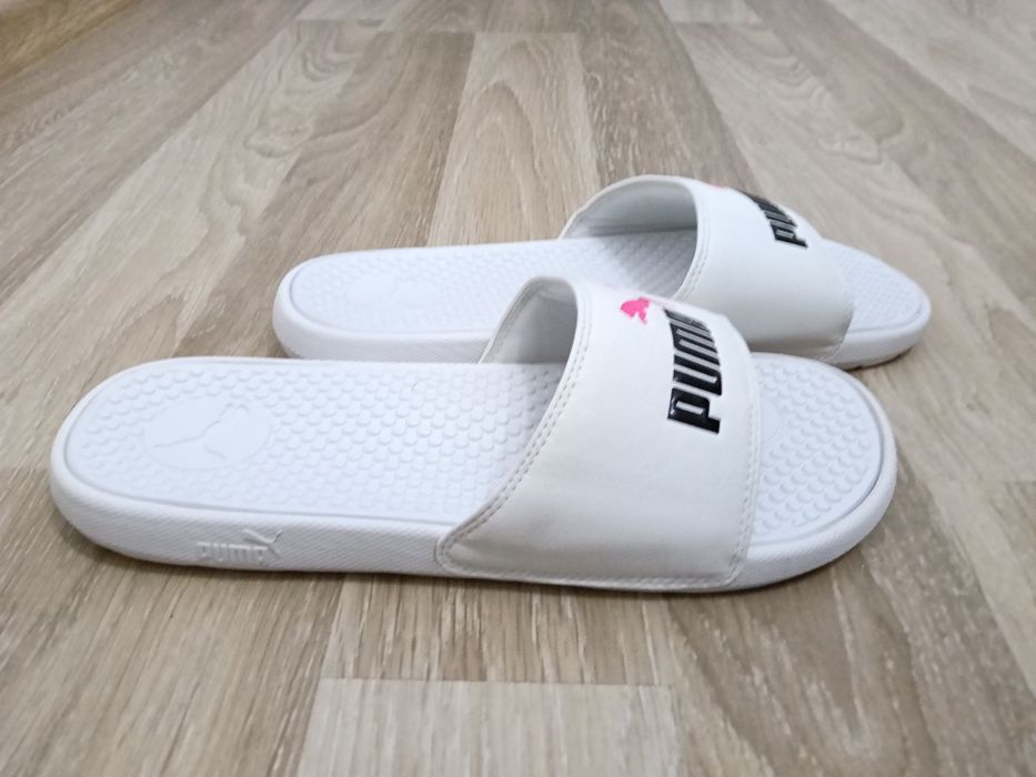 Adidași Șlapi Puma mărime 41-42