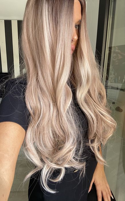 Peruca  lunga  blonda semi naturala balayage