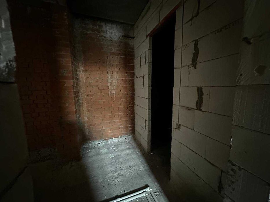 продам 4 ком квартиру