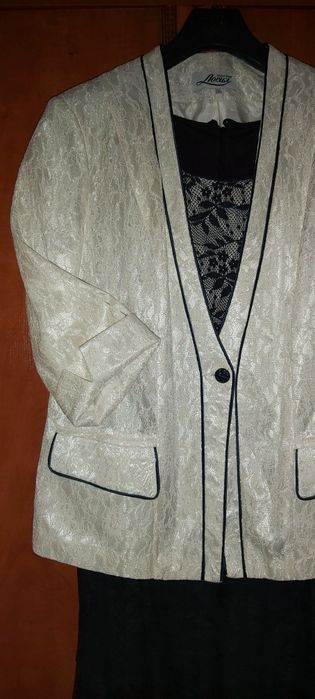 Официална рокля със сако