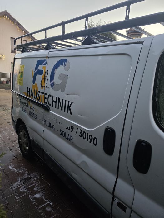 Vand Renault Trafic marfa utilitara 2011