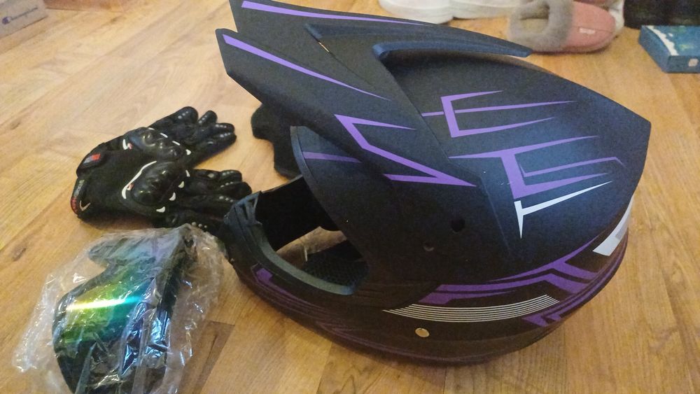 Casca moto,off-road, biciclete,enduro cu:ochelari, mănuși si cagula