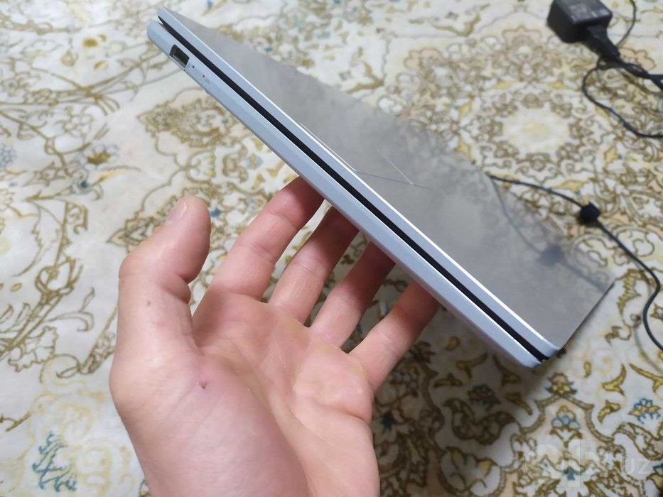 ASUS Vivobook i5-13